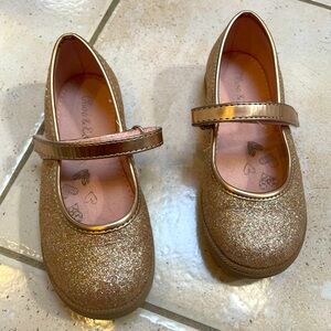 Olive & Edie Gold Sparkle Kids Dress Shoes